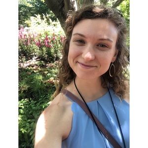 Meet your Posher, Erin